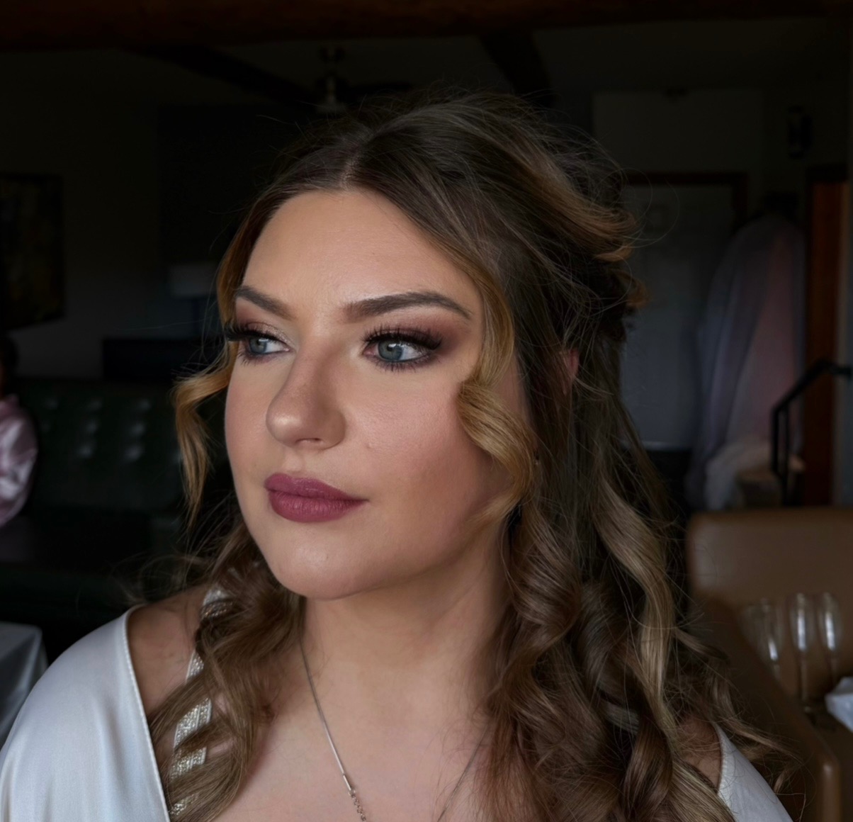 Soft glam — bridal